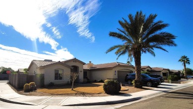 Don't miss this well maintained 3 bed 1 3/4 bath home in on Mesa Del Sol Golf Club in Arizona - for sale on GolfHomes.com, golf home, golf lot