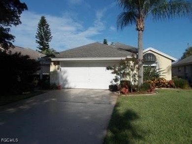 Beautiful Updated 3-bedroom 2 bath single family home, New Roof on Villages of Country Creek Golf Course in Florida - for sale on GolfHomes.com, golf home, golf lot