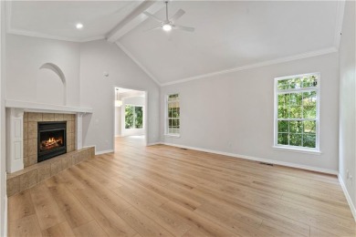 Looking for a home right by the nationally recognized bike on Bella Vista - Metfield Golf Complex and Country Club in Arkansas - for sale on GolfHomes.com, golf home, golf lot