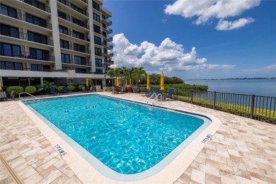 BEST-PRICED CONDO IN BELLEAIR THAT ALLOWS PETS!!! You're going on Belleair Country Club in Florida - for sale on GolfHomes.com, golf home, golf lot