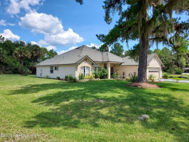 Previously custom model home with 2788 total square feet. High on The Oaks Golf Club in Florida - for sale on GolfHomes.com, golf home, golf lot