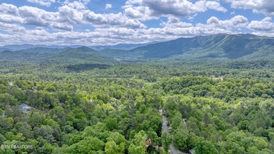 Beautiful corner building lot on three quarters of an acre on Laurel Valley Golf Course in Tennessee - for sale on GolfHomes.com, golf home, golf lot
