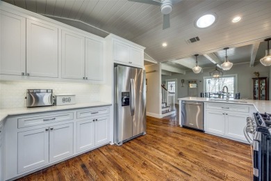 Gorgeous lakefront property on 2 beautiful wooded lots with a on Lake Kiowa Golf Course in Texas - for sale on GolfHomes.com, golf home, golf lot