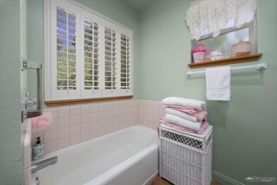First time on the market!!!! This stunning picturesque 1994 on Oak Tree Country Club in California - for sale on GolfHomes.com, golf home, golf lot