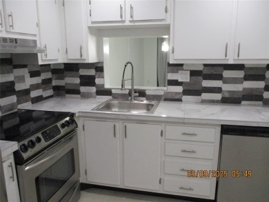 SHOW & SELL!!!!MOVE IN READY JUST BRING YOUR TOOTHBRUSH!!!!**ALL on Colony West Country Club in Florida - for sale on GolfHomes.com, golf home, golf lot