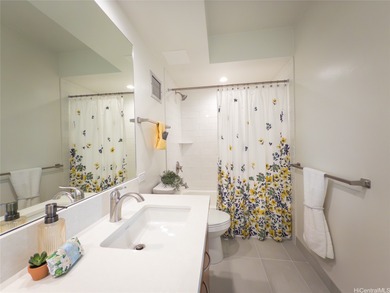 You have to come see this one! This 2-bedroom, 2-bath, 2-parking on Honolulu Country Club in Hawaii - for sale on GolfHomes.com, golf home, golf lot