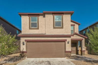 Wonderful home in Silverbell Crossings, a highly desirable on Silverbell Golf Course in Arizona - for sale on GolfHomes.com, golf home, golf lot