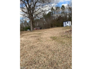 Site contains 44,188sq'....an acre and a quarter acre of an on Greens Folly Golf Course in Virginia - for sale on GolfHomes.com, golf home, golf lot