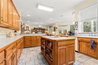 This beautifully maintained brick home is in a quite tree-shaded on White Bluff Resort - Old Course in Texas - for sale on GolfHomes.com, golf home, golf lot