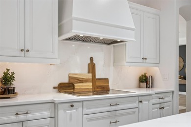 Welcome to this extraordinary residence in Stoneybrook East, one on Stoneybrook East Golf Club in Florida - for sale on GolfHomes.com, golf home, golf lot