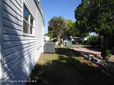***Seller is motivated/looking for offers**** All freshned up on Brookridge Country Club in Florida - for sale on GolfHomes.com, golf home, golf lot