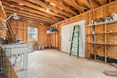 This beautifully maintained brick home is in a quite tree-shaded on White Bluff Resort - Old Course in Texas - for sale on GolfHomes.com, golf home, golf lot