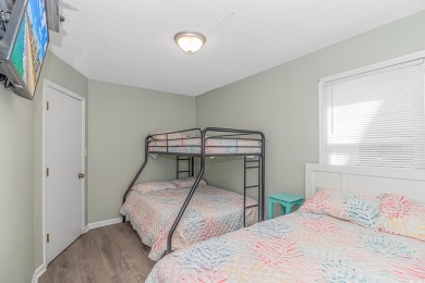 Do you want to live on VACATION full time or have a fabulous on Prestwick Country Club in South Carolina - for sale on GolfHomes.com, golf home, golf lot