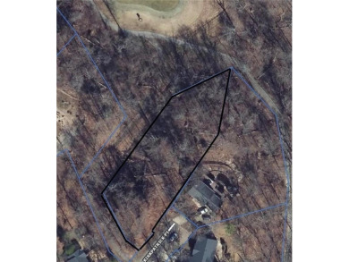 Large building lot on Highlands Golf Course. Great lot for on Bella Vista Country Club - Highlands in Arkansas - for sale on GolfHomes.com, golf home, golf lot