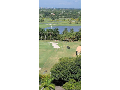 PRICED TO SELL !!   CORNER UNIT WITH GOLF VIEW IN DOWNTOWN DORAL on Doral Golf Resort in Florida - for sale on GolfHomes.com, golf home, golf lot