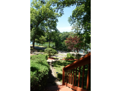 991 Breezy Bluff Lake Home on Lake Bracken Country Club in Illinois - for sale on GolfHomes.com, golf home, golf lot