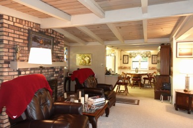 991 Breezy Bluff Lake Home on Lake Bracken Country Club in Illinois - for sale on GolfHomes.com, golf home, golf lot