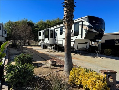 Looking for an RV Resort lot with space and privacy then come on Rancho California RV Resort in California - for sale on GolfHomes.com, golf home, golf lot