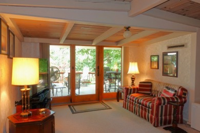 991 Breezy Bluff Lake Home on Lake Bracken Country Club in Illinois - for sale on GolfHomes.com, golf home, golf lot