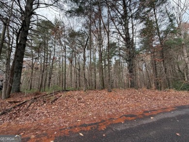 Beautiful and nice-laying lot located in the upscale community on White Path Golf Club in Georgia - for sale on GolfHomes.com, golf home, golf lot