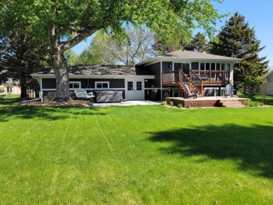 Have Your Been ''Putting Around'' With the Idea of Golf Course on Moccasin Creek Country Club in South Dakota - for sale on GolfHomes.com, golf home, golf lot