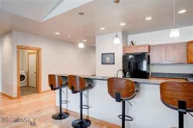 Charming Single-Level Condo in Desirable Four Corners - 

Tucked on Cottonwood Hills Golf Course - Cottonwood Hills in Montana - for sale on GolfHomes.com, golf home, golf lot