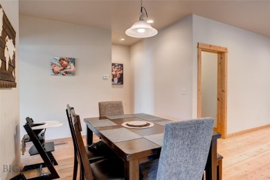 Charming Single-Level Condo in Desirable Four Corners - 

Tucked on Cottonwood Hills Golf Course - Cottonwood Hills in Montana - for sale on GolfHomes.com, golf home, golf lot