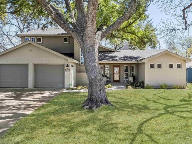 Reduced $250,000 - Motivated Seller is your opportunity to own a on Blue Lake Golf Club in Texas - for sale on GolfHomes.com, golf home, golf lot
