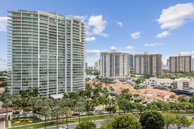 Stunning 2/2 condo in the heart of Aventura! Walk in closets in on Turnberry Isle Resort and Club in Florida - for sale on GolfHomes.com, golf home, golf lot