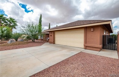 BEAUTIFUL HOME WITH A POOL & SPA, SITTING ON ( .31 ) OF AN ACRE on Valle Vista Golf Course in Arizona - for sale on GolfHomes.com, golf home, golf lot