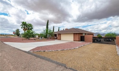 BEAUTIFUL HOME WITH A POOL & SPA, SITTING ON ( .31 ) OF AN ACRE on Valle Vista Golf Course in Arizona - for sale on GolfHomes.com, golf home, golf lot