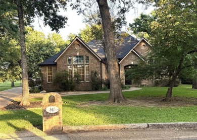 Beautiful updated golf course home on #16 green and #17 tee box on Pinnacle Golf and Boat Club in Texas - for sale on GolfHomes.com, golf home, golf lot