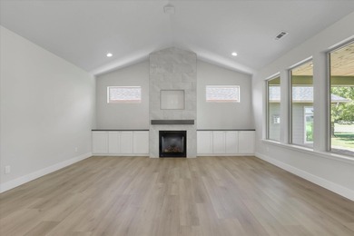 Beautiful Pro Made condo in gated community, discover the on Deer Park Golf Club in Washington - for sale on GolfHomes.com, golf home, golf lot