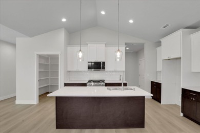 Beautiful Pro Made condo in gated community, discover the on Deer Park Golf Club in Washington - for sale on GolfHomes.com, golf home, golf lot