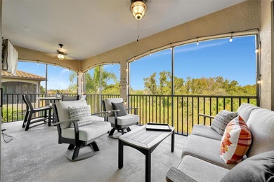 Welcome to Paradise! This 3 bedroom, 2 baths, and a 2.5 car on Lakewood National Golf Club in Florida - for sale on GolfHomes.com, golf home, golf lot