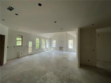 Welcome to this beautifully built new construction home offering on Bella Vista Country Club - Kingswood in Arkansas - for sale on GolfHomes.com, golf home, golf lot