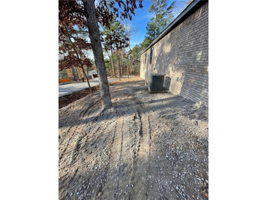 Welcome to this beautifully built new construction home offering on Bella Vista Country Club - Kingswood in Arkansas - for sale on GolfHomes.com, golf home, golf lot