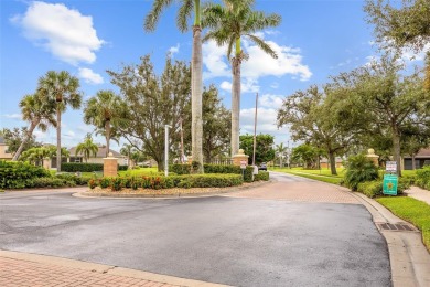 CORNER LOT! SPACIOUS 3 BEDROOM PLUS DEN, 2 BATH, 2-CAR GARAGE on Maple Leaf Golf and Country Club in Florida - for sale on GolfHomes.com, golf home, golf lot