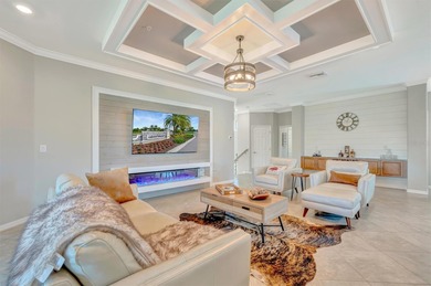 Welcome to Paradise! This 3 bedroom, 2 baths, and a 2.5 car on Lakewood National Golf Club in Florida - for sale on GolfHomes.com, golf home, golf lot