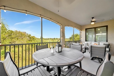 Welcome to Paradise! This 3 bedroom, 2 baths, and a 2.5 car on Lakewood National Golf Club in Florida - for sale on GolfHomes.com, golf home, golf lot