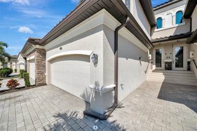 Welcome to Paradise! This 3 bedroom, 2 baths, and a 2.5 car on Lakewood National Golf Club in Florida - for sale on GolfHomes.com, golf home, golf lot