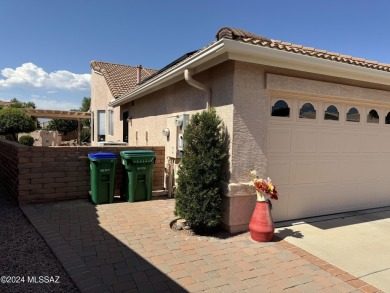 Beautiful and well maintained Ponderosa floorplan with one on Quail Creek Country Club  in Arizona - for sale on GolfHomes.com, golf home, golf lot