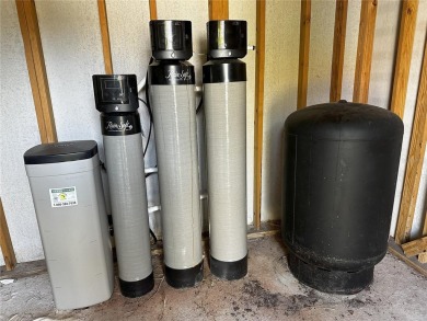 Home needs cosmetic updates and repair !! PRICE REFLECTS CURRENT on Wedgefield Golf Club in Florida - for sale on GolfHomes.com, golf home, golf lot