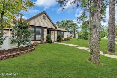 Welcome to this immaculate 2 bedroom, 2 bath Stratford model on Leisure Village West Assoc. in New Jersey - for sale on GolfHomes.com, golf home, golf lot