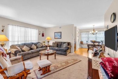 Welcome to this immaculate 2 bedroom, 2 bath Stratford model on Leisure Village West Assoc. in New Jersey - for sale on GolfHomes.com, golf home, golf lot