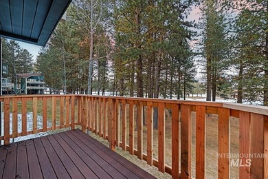 Welcome to your home away from home at Meadow Creek Resort in on Meadowcreek Golf Resort in Idaho - for sale on GolfHomes.com, golf home, golf lot