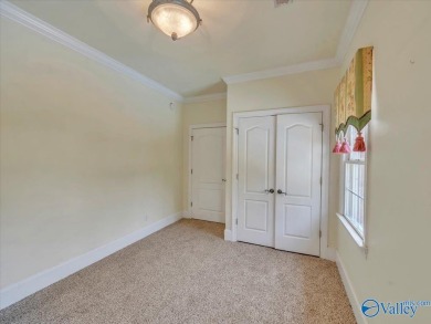 Full Brick with Pool! - Spacious 4 bedroom 3.5 bath full brick on Goose Pond Colony Resort - Lake Golf Course in Alabama - for sale on GolfHomes.com, golf home, golf lot