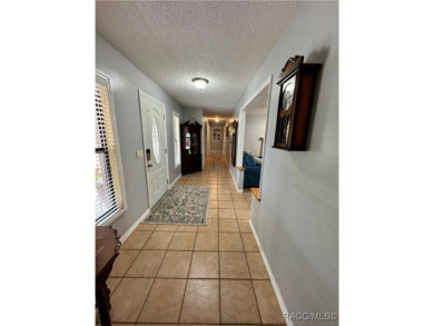 3-Bedroom, 2-Bath Pool Home in Crystal River just waiting for on Plantation Inn and Golf Resort  in Florida - for sale on GolfHomes.com, golf home, golf lot
