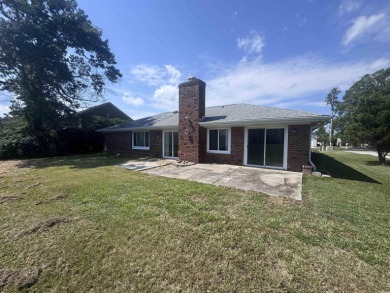 OUTSTANDING LOCATION. One mile to the Ocean in golf cart on Prestwick Country Club in South Carolina - for sale on GolfHomes.com, golf home, golf lot