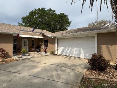 3-Bedroom, 2-Bath Pool Home in Crystal River just waiting for on Plantation Inn and Golf Resort  in Florida - for sale on GolfHomes.com, golf home, golf lot